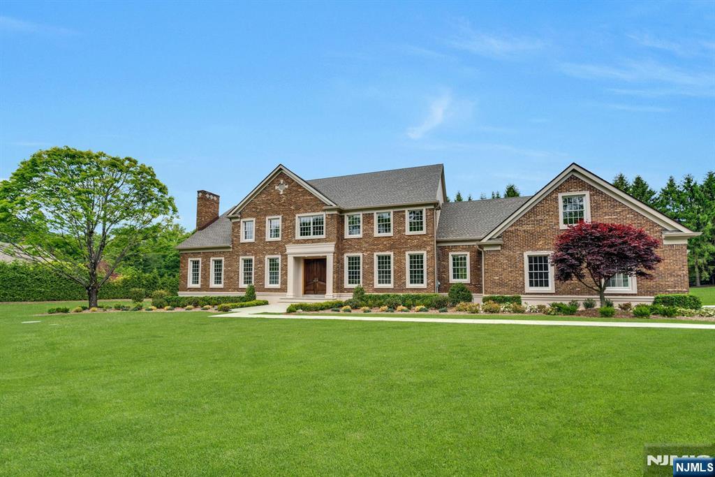 SADDLE RIVER Properties
