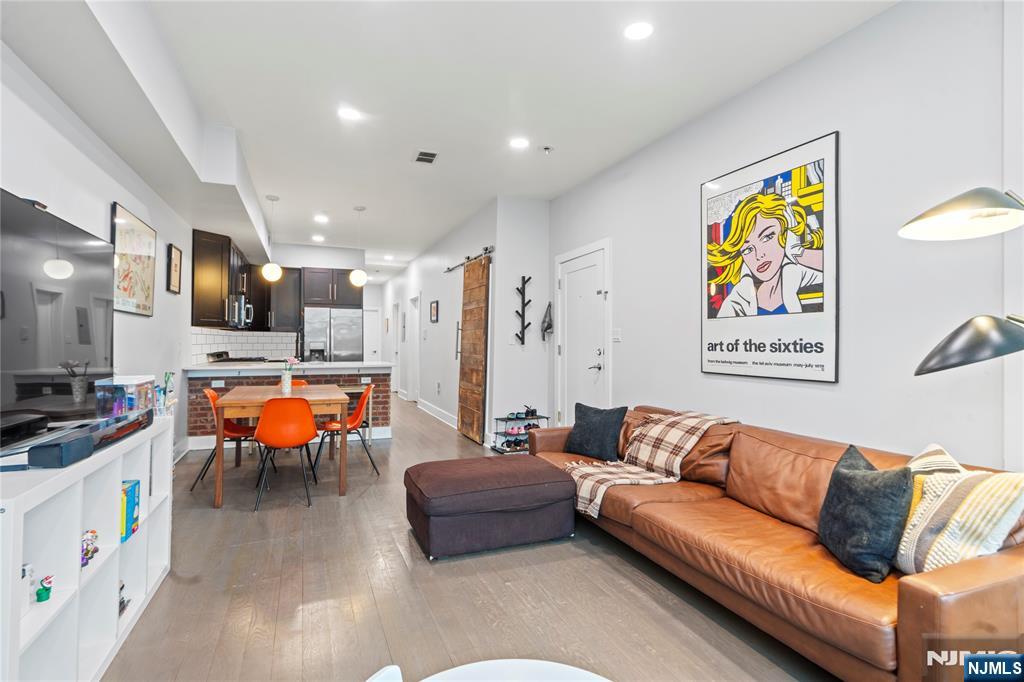 $649,000 Condo