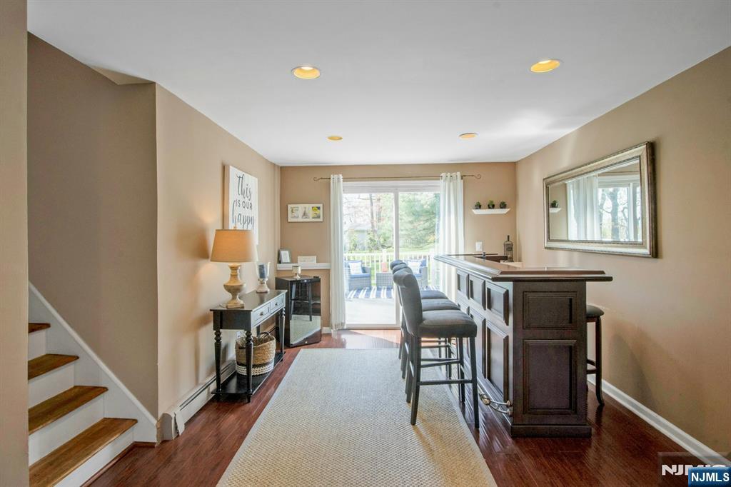 Homes for sale in Park Ridge, NJ | 122 Royal Dr, Park Ridge, NJ 07656 | MLS# 25020247