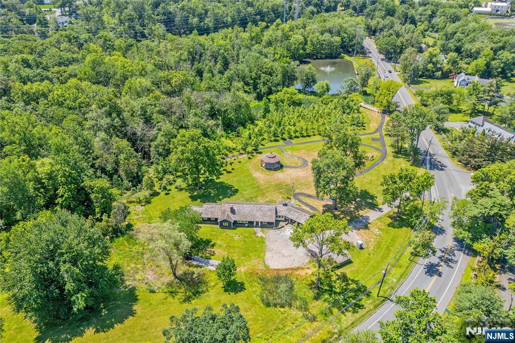 Homes for sale in Caldwell, NJ | 451 Mountain Ave, Caldwell, NJ 07006 | MLS# 25020425