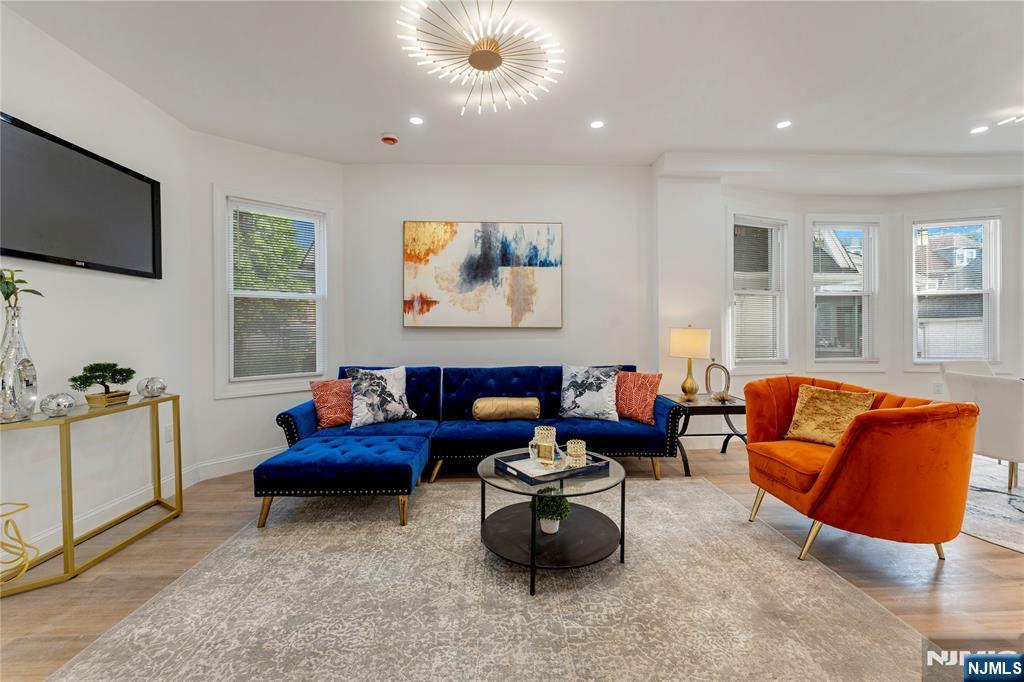 $599,500 Colonial