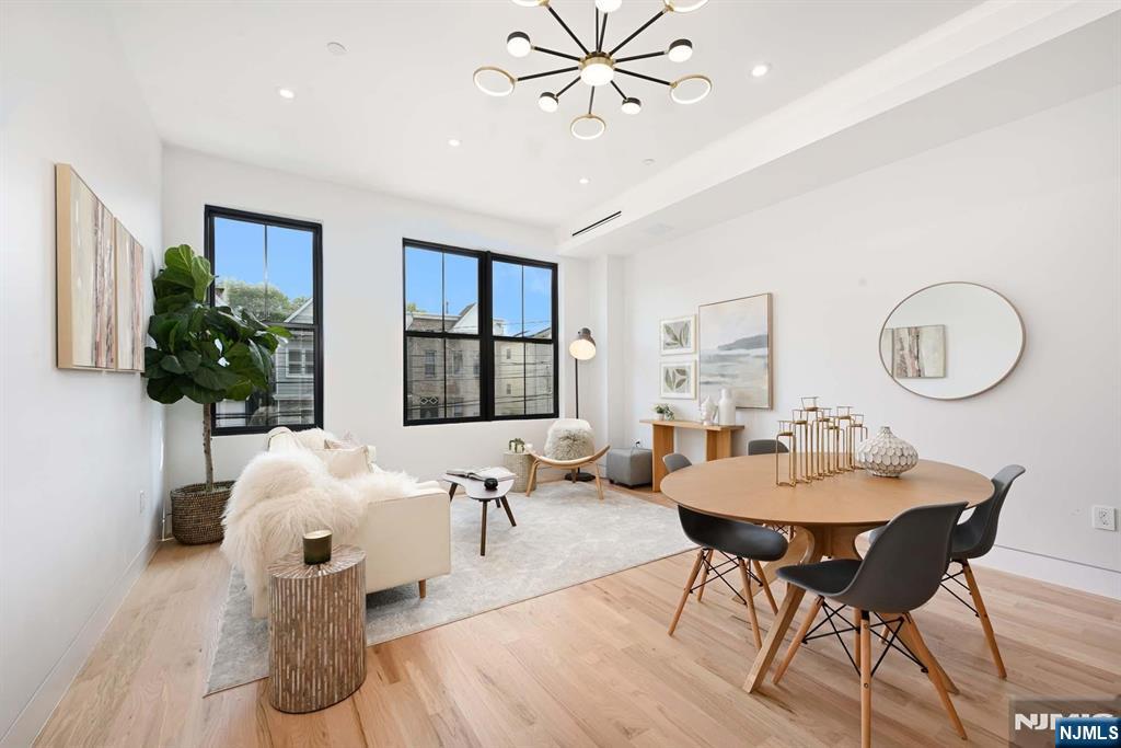 $599,000 Condo