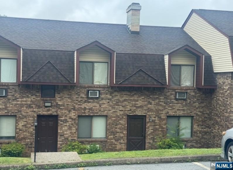 Homes for sale in Vernon, NJ | 20 Great Gorge Ter, Vernon, NJ 07462 | MLS# 25020459