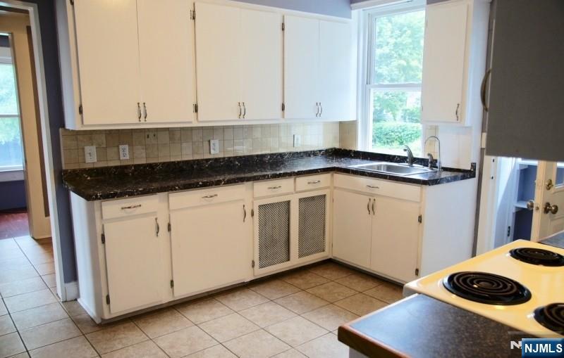 Homes for sale in Montclair, NJ | 76 Grove St, Montclair, NJ 07042 | MLS# 25020466