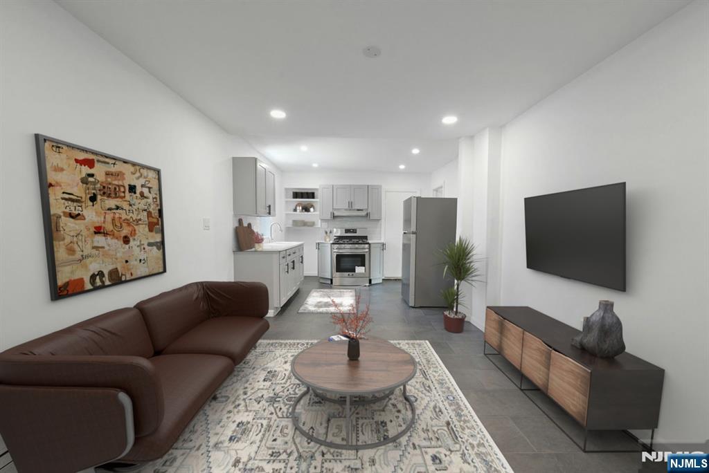 ENGLEWOOD Properties