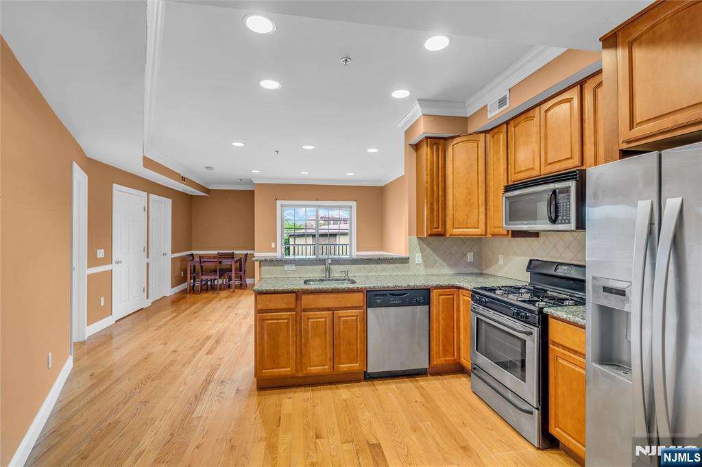 $299,000 Condo