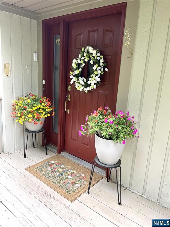 Homes for sale in Mahwah, NJ | 643 Blue Ridge Ln, Mahwah, NJ 07430 | MLS# 25020487