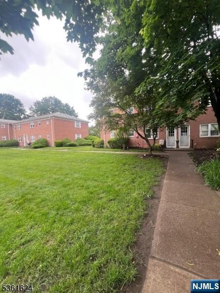 Homes for sale in Wayne, NJ | 37 Manchester Ct, Wayne, NJ 07470 | MLS# 25020562