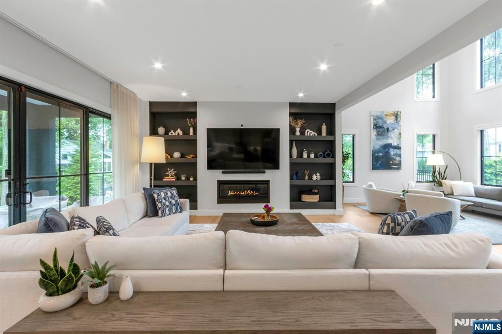 Homes for sale in Haworth, NJ | 51 Harrison St, Haworth, NJ 07641 | MLS# 25020569