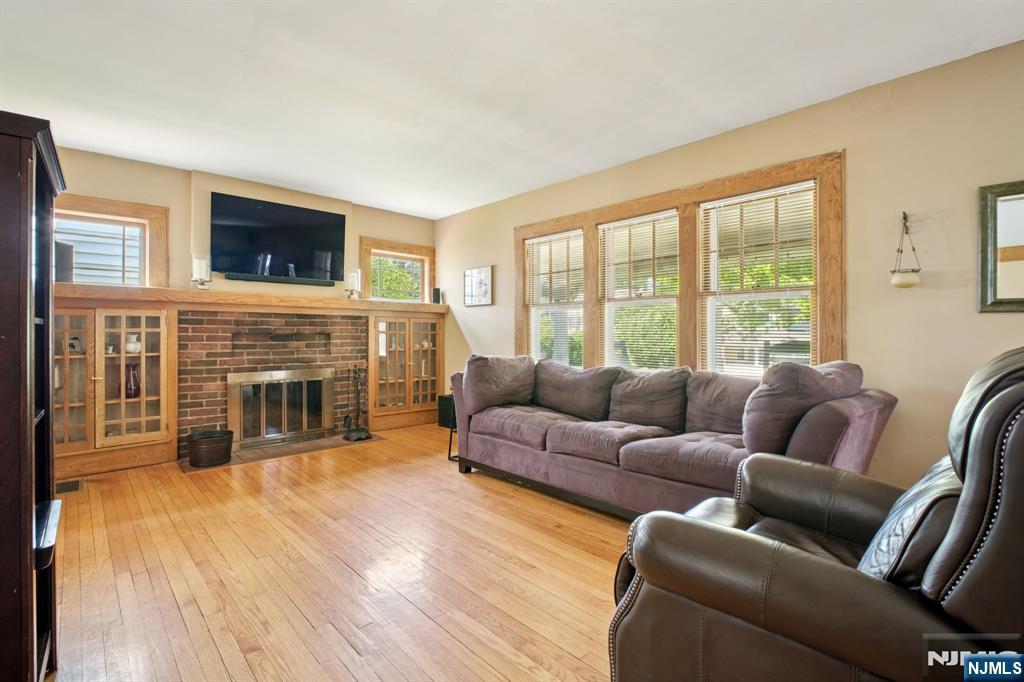 Homes for sale in West Caldwell, NJ | 122 Westover Ave, West Caldwell, NJ 07006 | MLS# 25020580