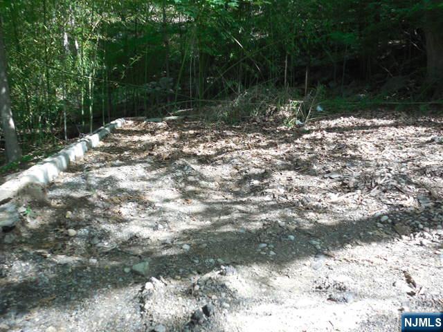 Homes for sale in Bloomingdale, NJ | 45 Buena Vista Way, Bloomingdale, NJ 07403 | MLS# 25020608