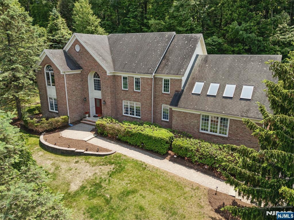 Homes for sale in Denville Township, NJ | 18 Rosewood Ln, Denville Township, NJ 07834 | MLS# 25020669