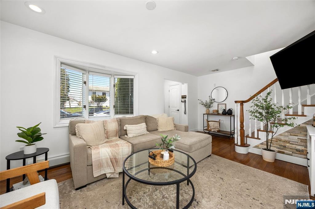 Homes for sale in Woodland Park, NJ | 87 Mount Pleasant Ave, Woodland Park, NJ 07424 | MLS# 25020871