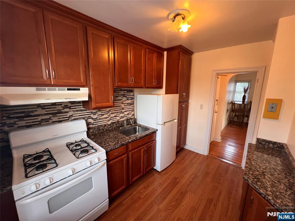 Homes for sale in Teaneck, NJ | 735 Elm Ave #2C, Teaneck, NJ 07666 | MLS# 25021024