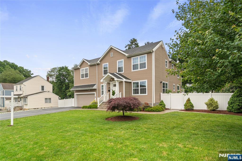$1,450,000 Colonial