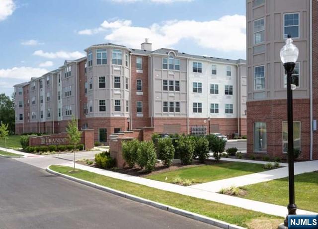 SADDLE BROOK Properties
