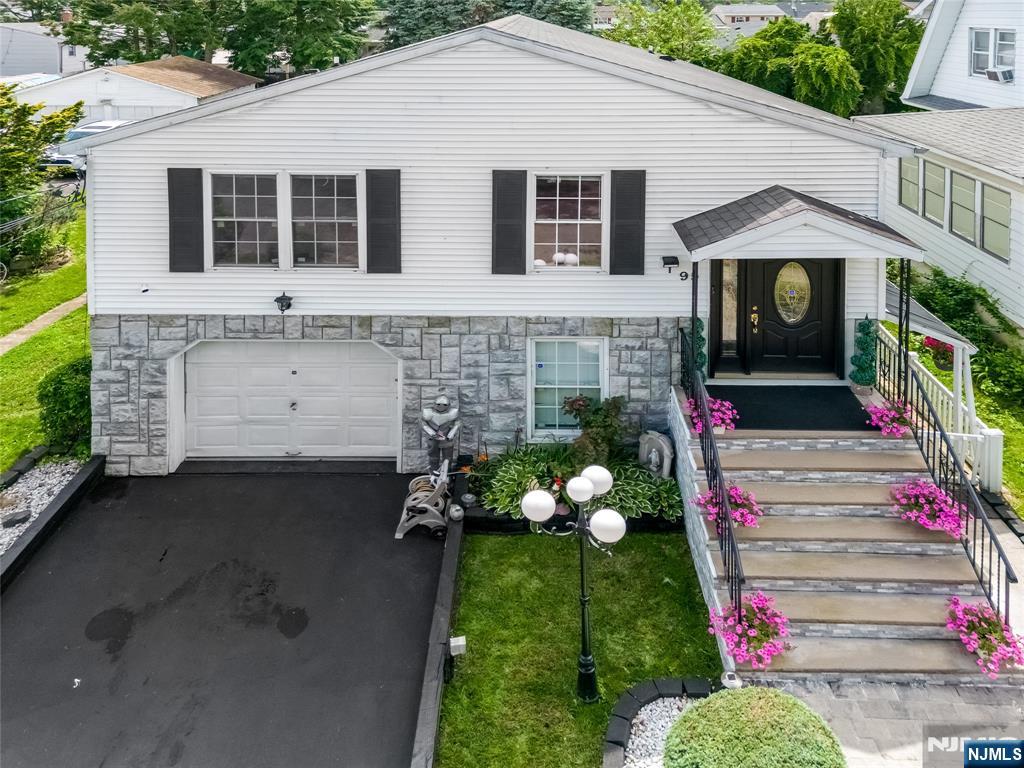 $664,999 Ranch