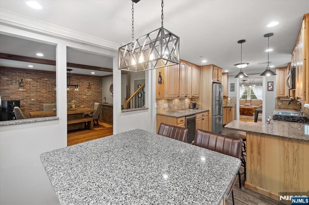 Homes for sale in Wanaque, NJ | 19 Elm St, Wanaque, NJ 07420 | MLS# 25021210