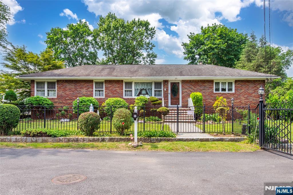 $709,000 Ranch
