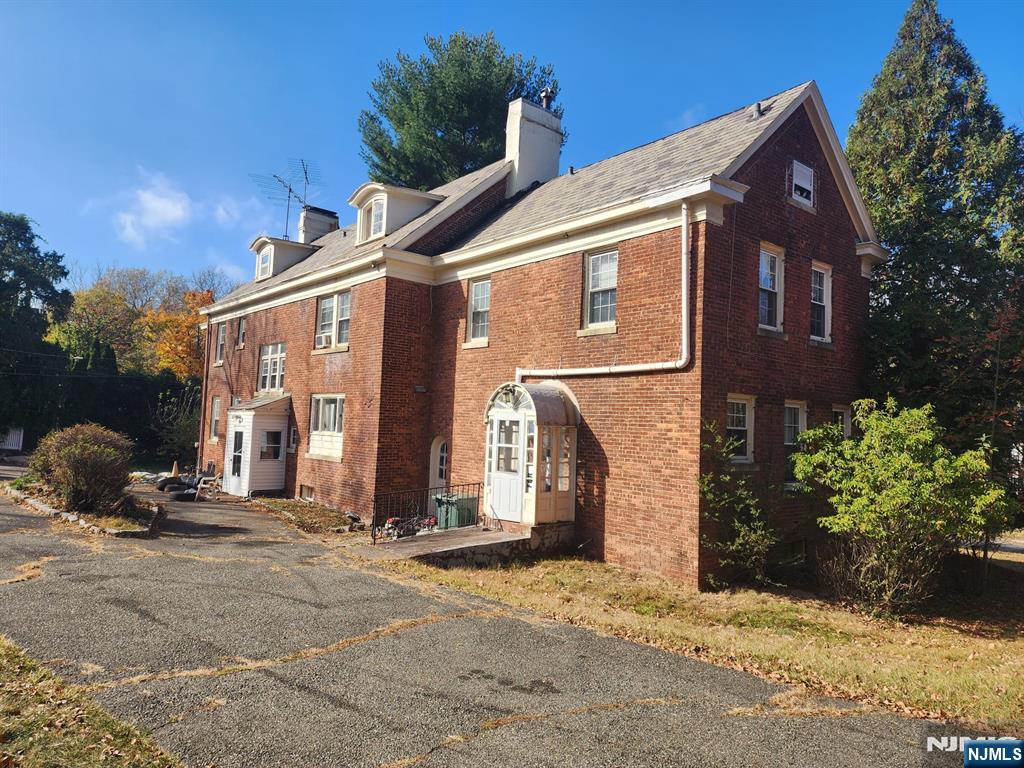 Homes for sale in South Orange Village, NJ | 324 Scotland Rd, South Orange Village, NJ 07079 | MLS# 25021287