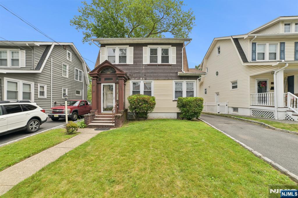$599,000 Colonial