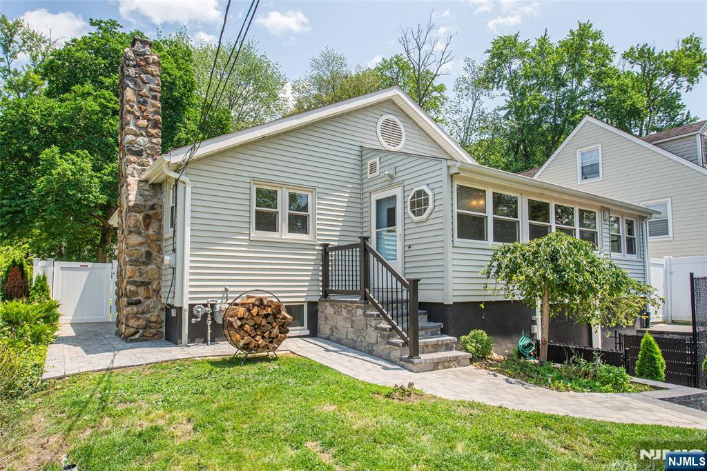 $595,000 Ranch