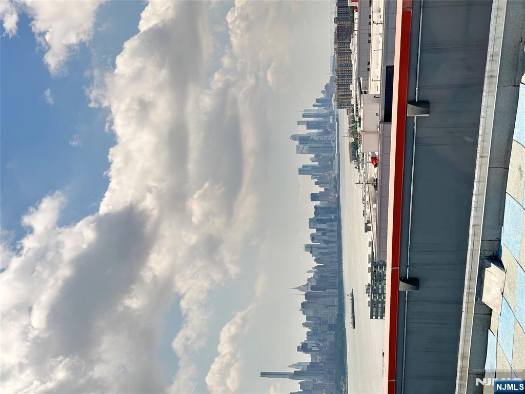 Homes for sale in Edgewater, NJ | 917 Hudson Park, Edgewater, NJ 07020 | MLS# 25021681