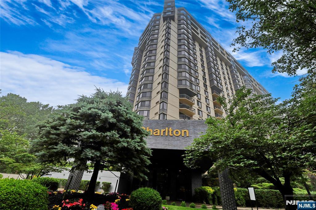 $540,000 Condo