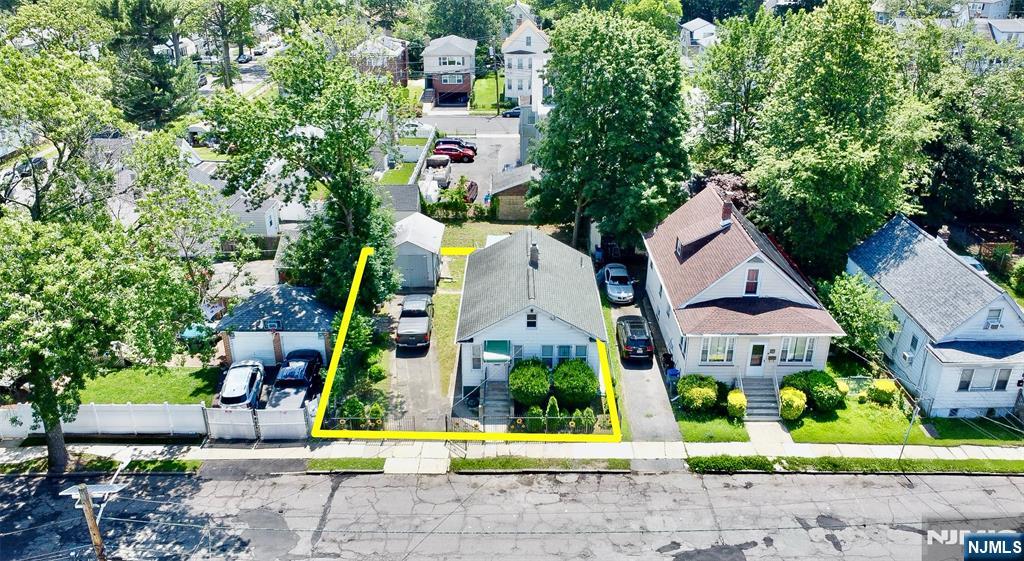 Homes for sale in Irvington, NJ | 10 12 Medbourne Ave, Irvington, NJ 07111 | MLS# 25021805