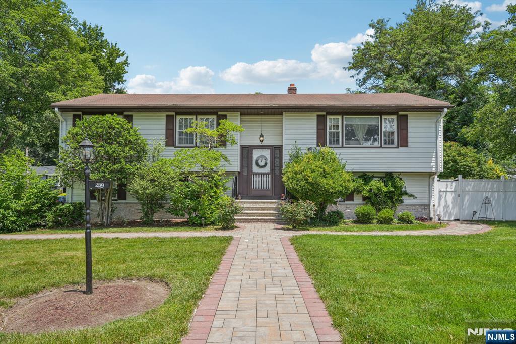 PARAMUS Properties