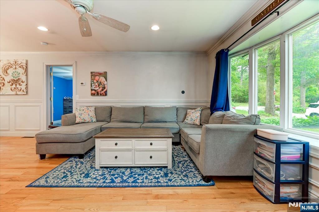 Homes for sale in West Milford, NJ | 4 Rumson Ct, West Milford, NJ 07421 | MLS# 25021903