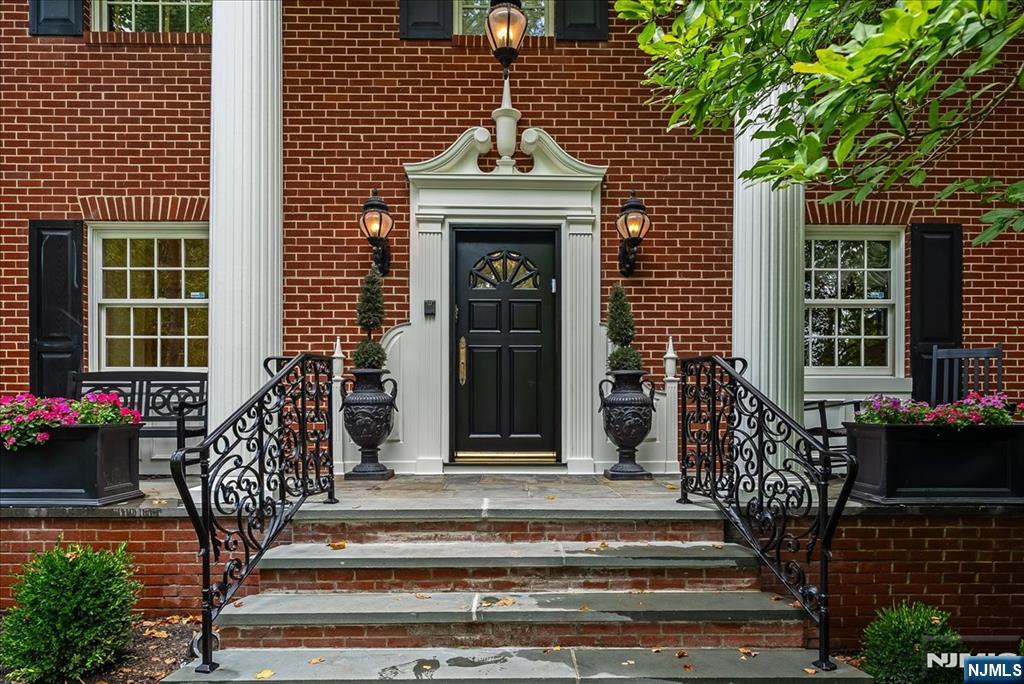 Homes for sale in Englewood, NJ | 294 Oakwood Rd, Englewood, NJ 07631 | MLS# 25022002