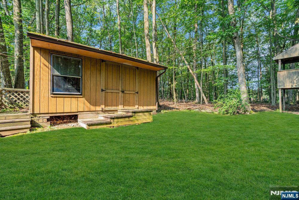 Homes for sale in Ringwood, NJ | 87 Edward Dr, Ringwood, NJ 07456 | MLS# 25022067