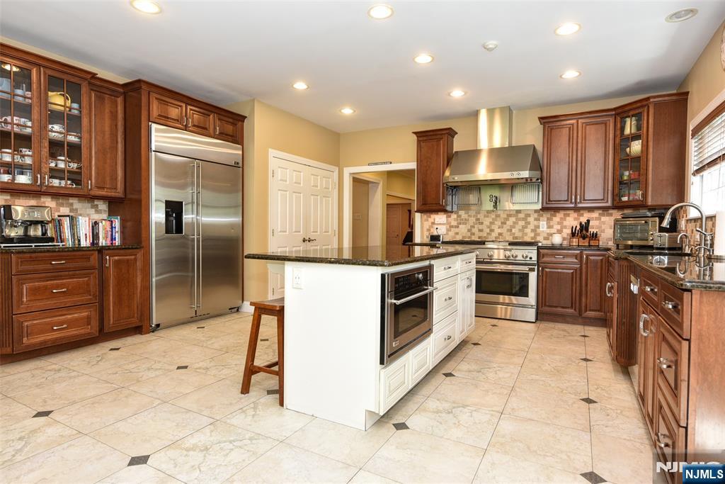 PARK RIDGE Properties