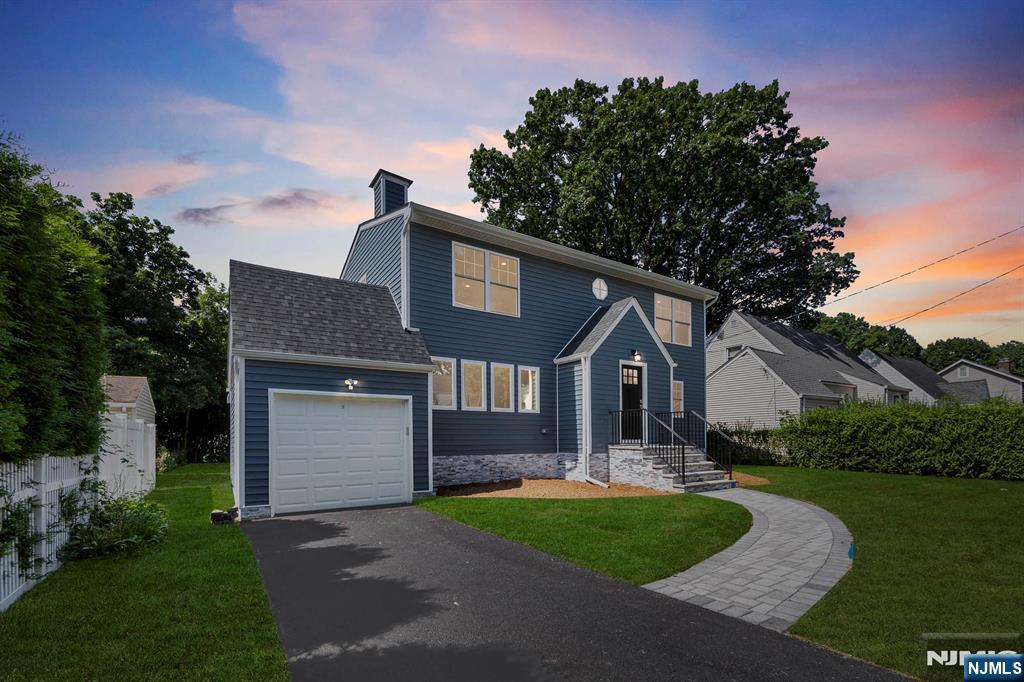 $1,250,000 Colonial