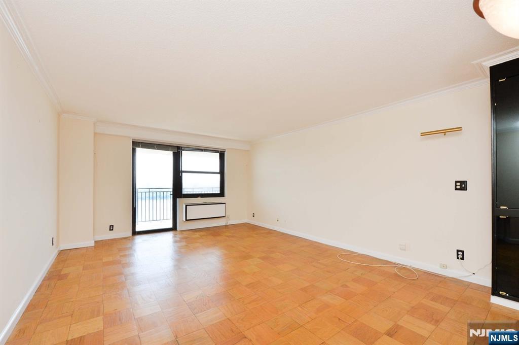 Homes for sale in North Bergen, NJ | 7855 Boulevard East #19E, North Bergen, NJ 07047 | MLS# 25022154