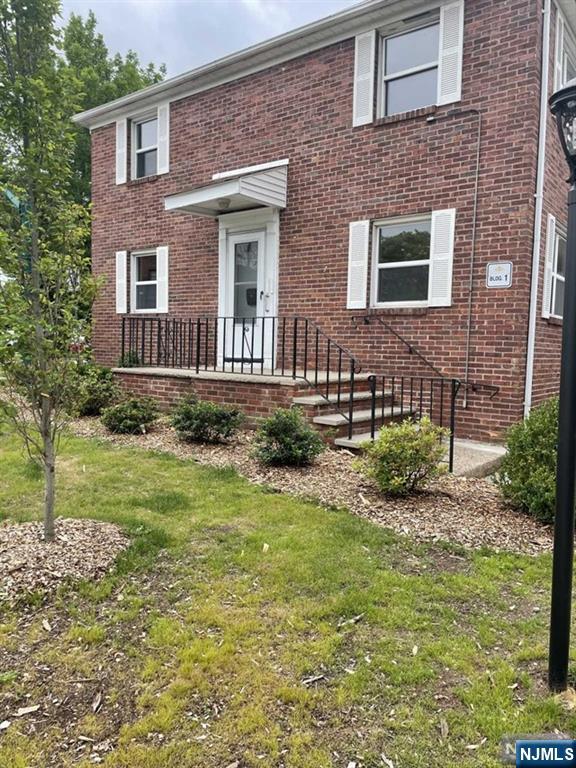 MAYWOOD Properties