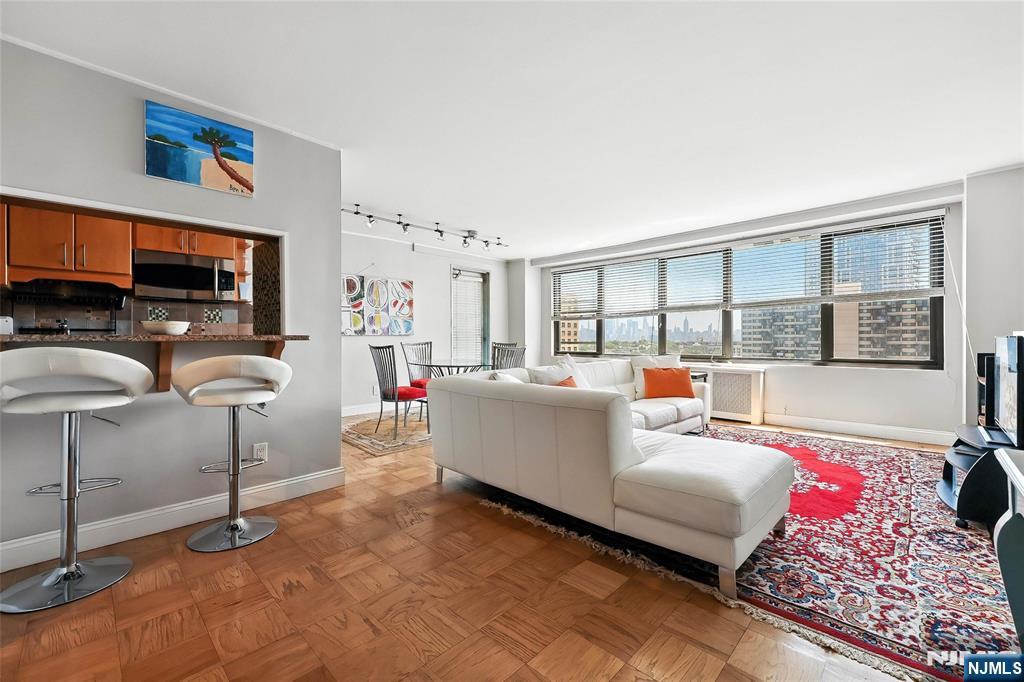 $449,000 Condo