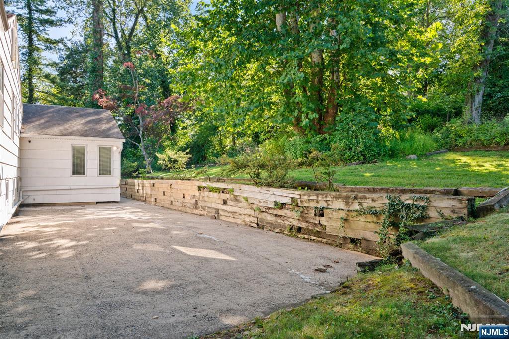 Homes for sale in Millburn, NJ | 80 Canoe Brook Rd, Millburn, NJ 07078 | MLS# 25022199