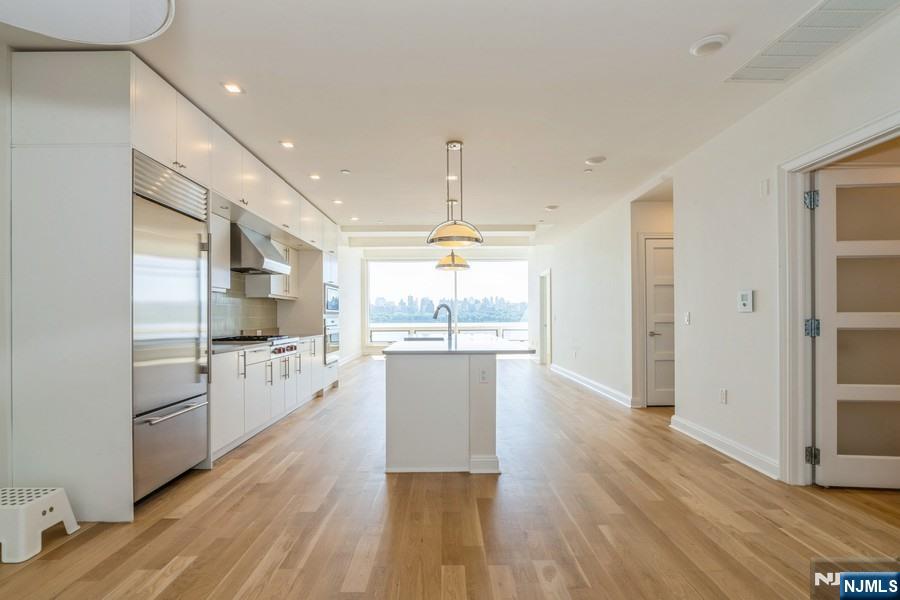 $1,299,888 Condo