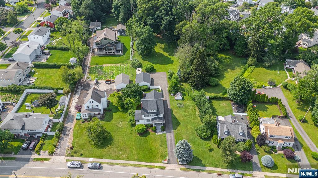 Homes for sale in Verona, NJ | 178 Grove Ave, Verona, NJ 07044 | MLS# 25022347