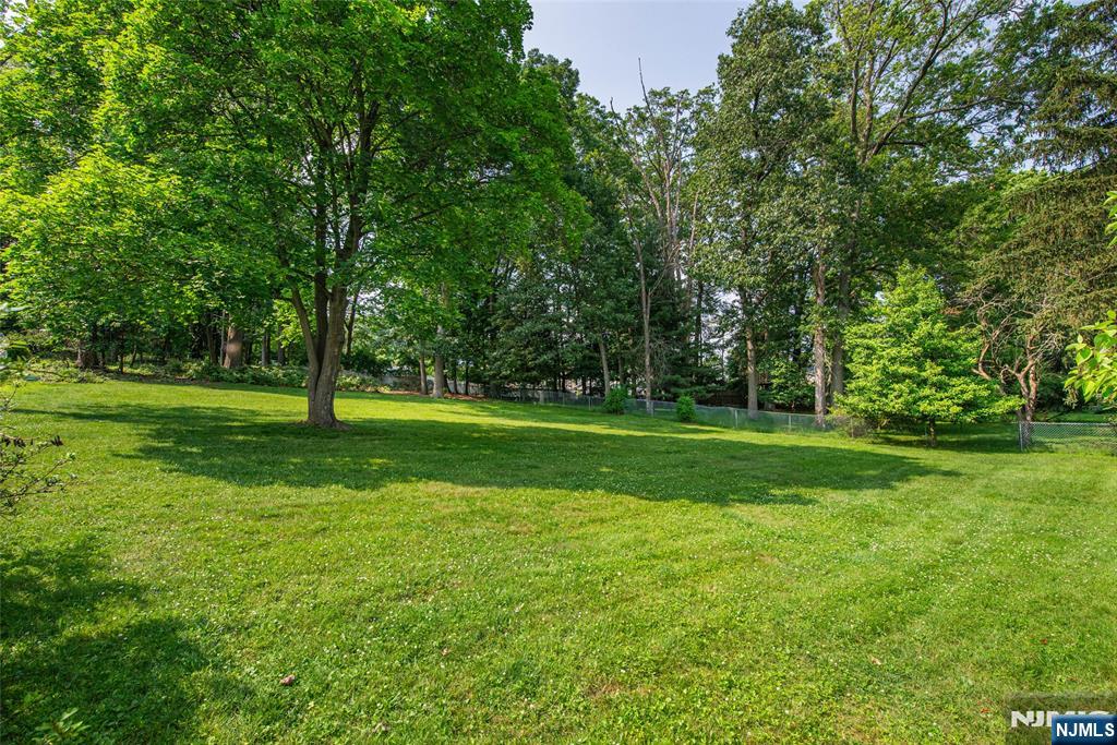 Homes for sale in Verona, NJ | 178 Grove Ave, Verona, NJ 07044 | MLS# 25022347