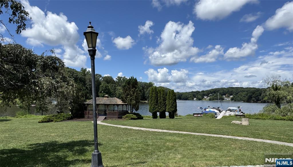 Homes for sale in Rockaway Township, NJ | 51 Mountain Ave, Rockaway Township, NJ 07866 | MLS# 25022361