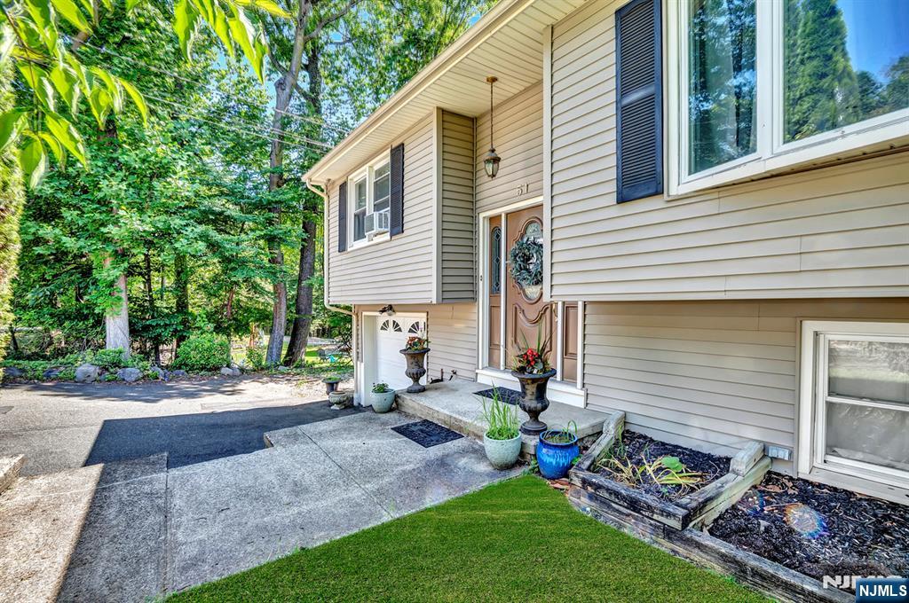 Homes for sale in Rockaway Township, NJ | 51 Mountain Ave, Rockaway Township, NJ 07866 | MLS# 25022361