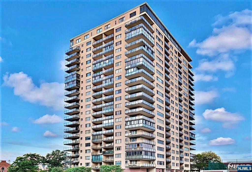 Homes for sale in Edgewater, NJ | 1203 River Rd #19K, Edgewater, NJ 07020 | MLS# 25022669