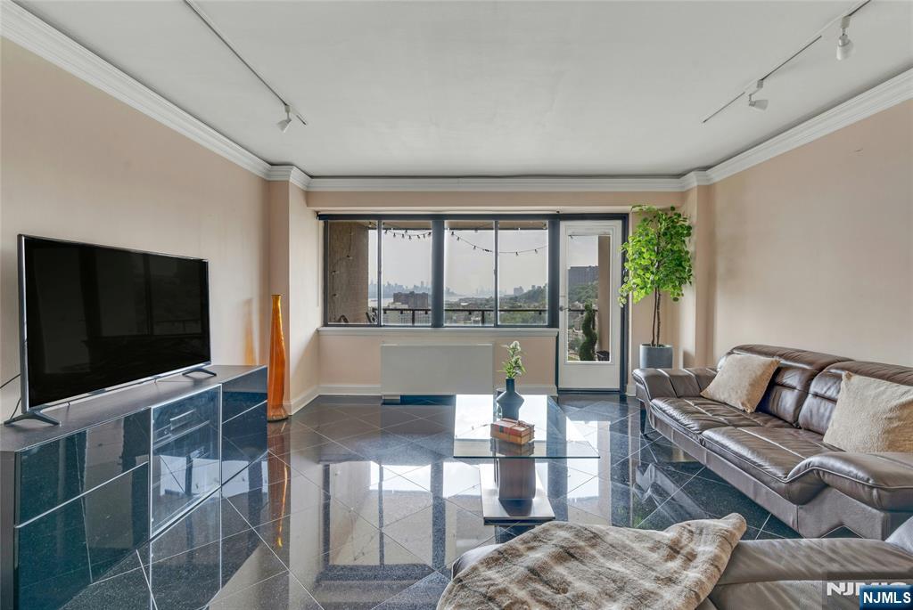 Homes for sale in Edgewater, NJ | 1203 River Rd #19K, Edgewater, NJ 07020 | MLS# 25022669