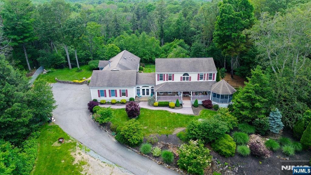 Homes for sale in West Milford, NJ | 25 Charissaa Ct, West Milford, NJ 07421 | MLS# 25022712