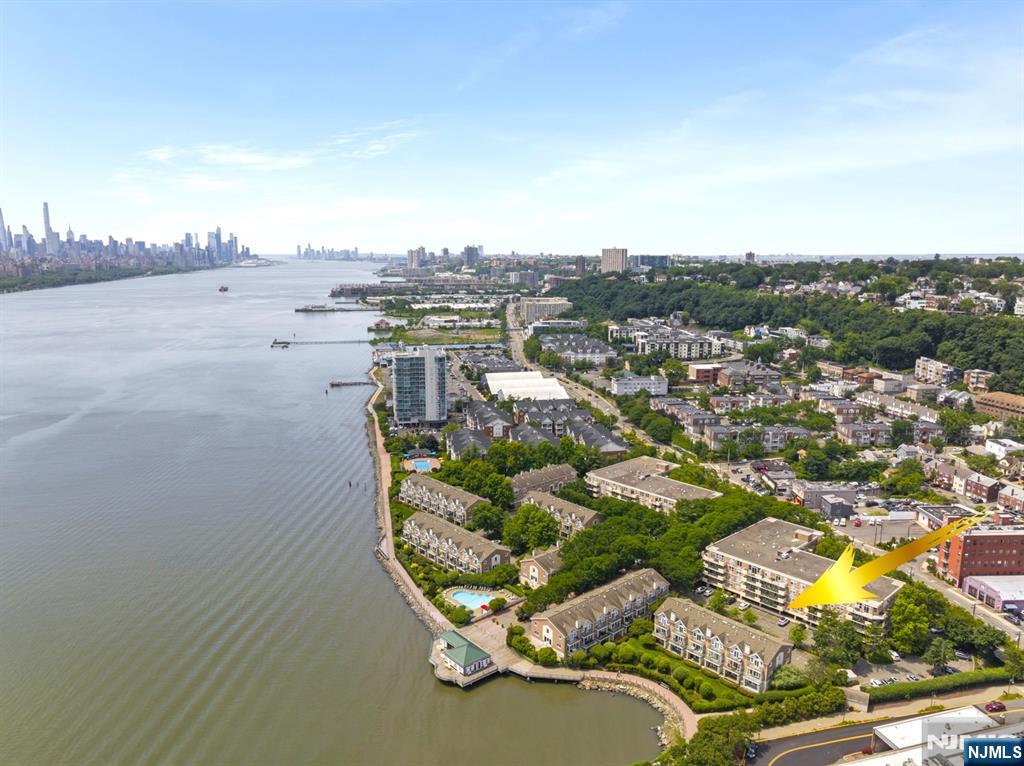 $599,000 Condo
