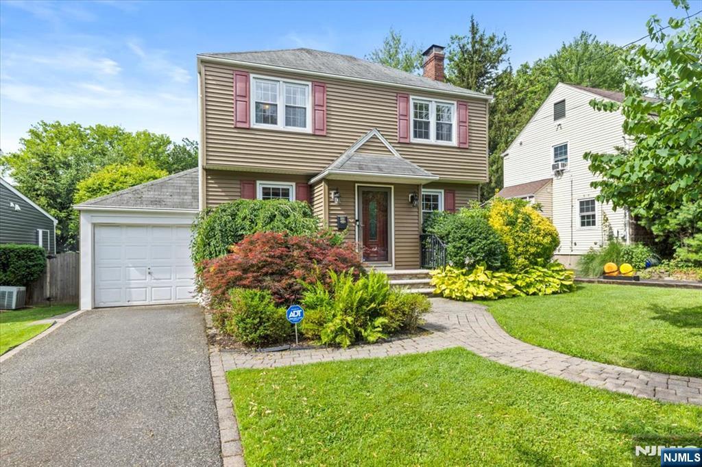 $649,000 Colonial
