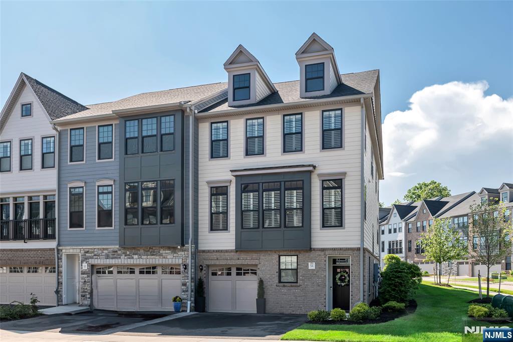 UPPER SADDLE RIVER Properties